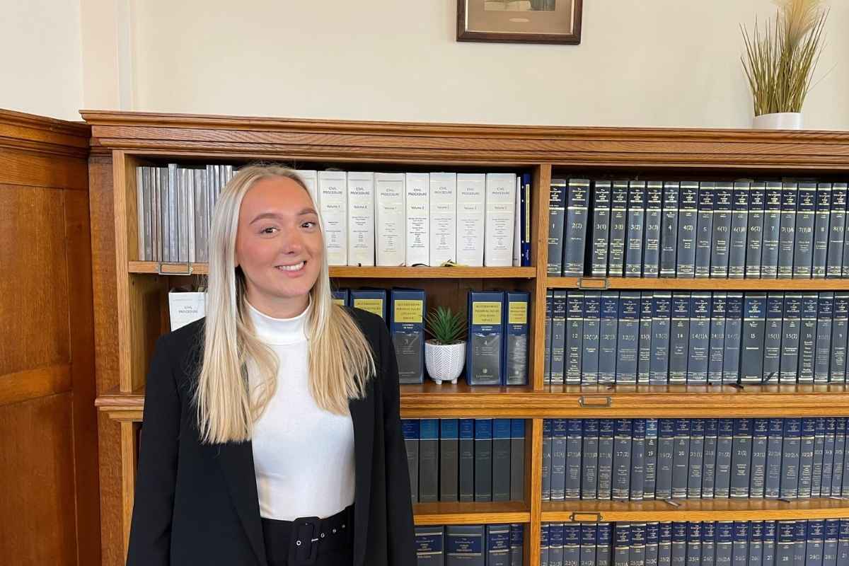 Seren Mitchell, Secretary at Harding Evans.