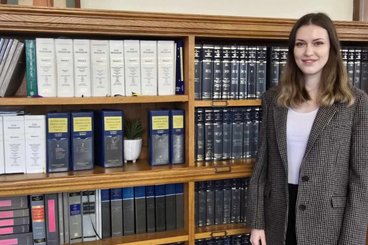 Katya, Litigation Assistant at Harding Evans.